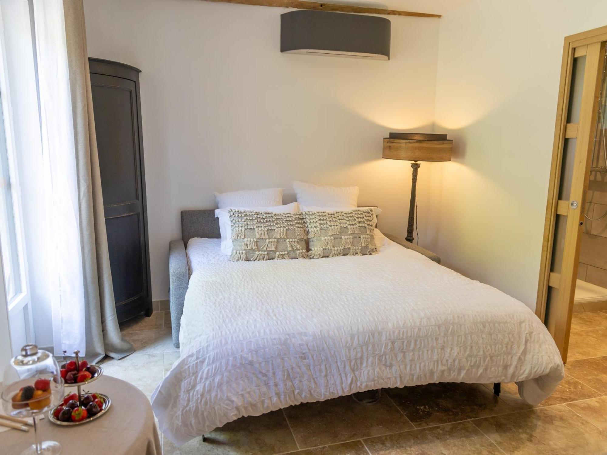 Le Domaine D'Angerville - Chambres D'Hotes Phòng bức ảnh